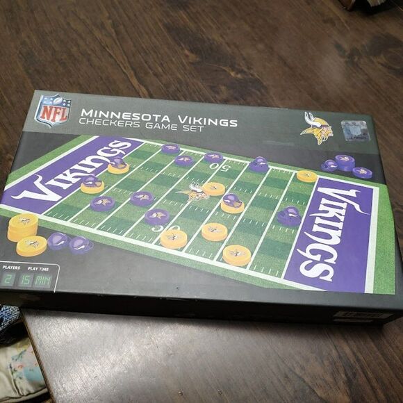 New In Box NFL  Minnesota Vikings Checkers Game Set - Picture 1 of 3
